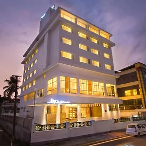 North Seven فندق